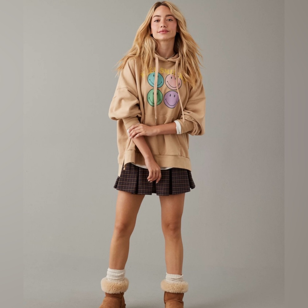 American Eagle Outfitters NWT “Keep Smiling” Oversized Brown Pullover Hoodie